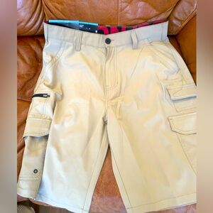 Men’s Stretch Hybrid Cargo Shorts